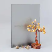 Стекло интерьерное AGC полосы стекло matelac silver grey, 4мм (800*2550) с плёнкой